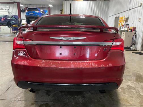 2013 Chrysler 200 Touring