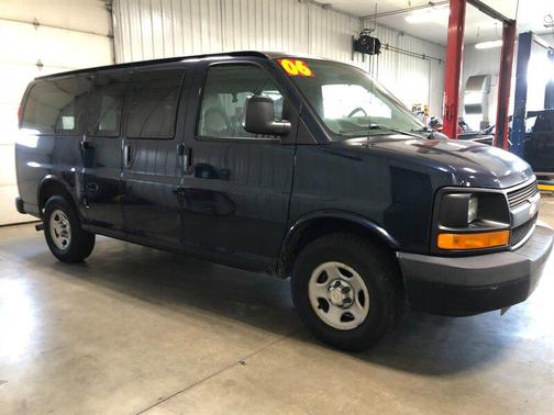 2006 Chevrolet Express 1500 Base