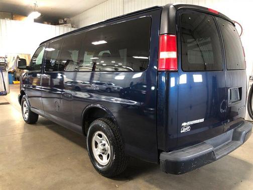 2006 Chevrolet Express 1500 Base