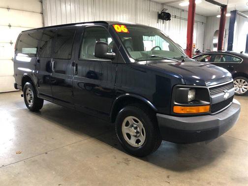 2006 Chevrolet Express 1500 Base