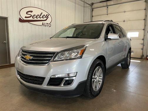 Silver Ice Metallic 2015 Chevrolet Traverse 2LT