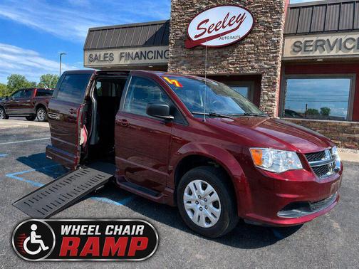 Octane Red Pearlcoat 2017 Dodge Grand Caravan SE