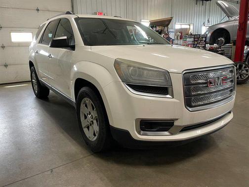 Summit White 2015 GMC Acadia SLE-2
