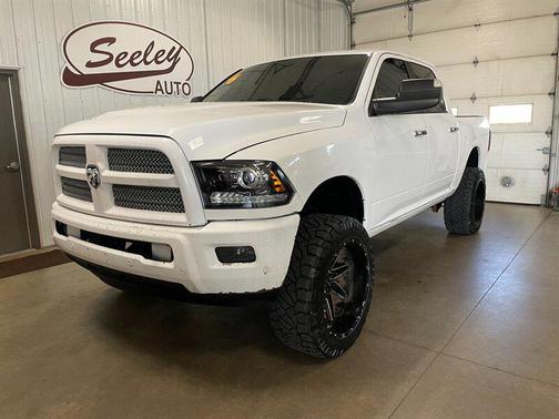 Bright White Clearcoat 2016 RAM 1500 Laramie