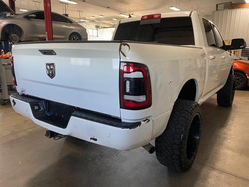Bright White Clearcoat 2016 RAM 1500 Laramie