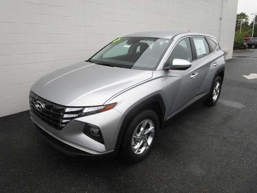 2024 Hyundai TUCSON SE