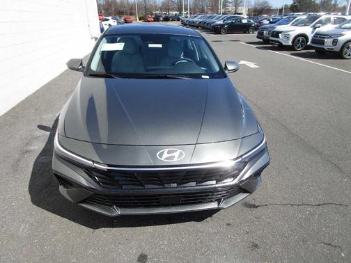 2025 Hyundai ELANTRA HEV Limited