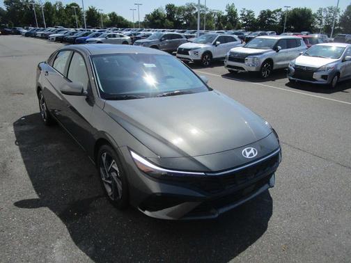 2025 Hyundai ELANTRA HEV Limited