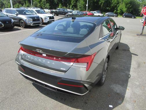 2025 Hyundai ELANTRA HEV Limited