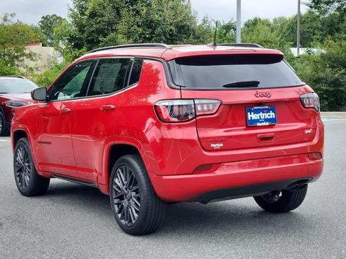 2022 Jeep Compass (RED) Edition