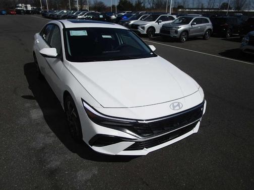 2025 Hyundai ELANTRA HEV Limited
