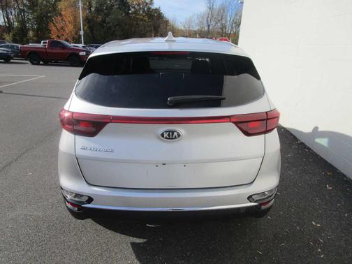 2022 Kia Sportage LX