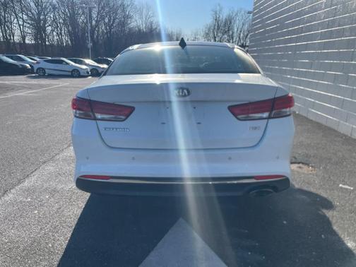 2017 Kia Optima EX