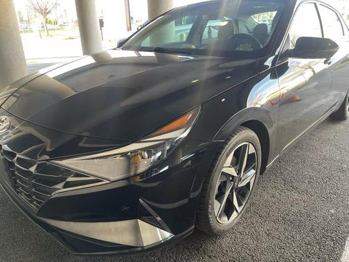 Phantom Black 2023 Hyundai ELANTRA HEV Limited