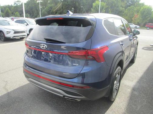 2022 Hyundai SANTA FE SE