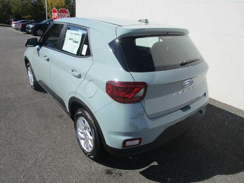 2026 Hyundai VENUE SE