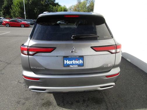 2023 Mitsubishi Outlander PHEV SEL