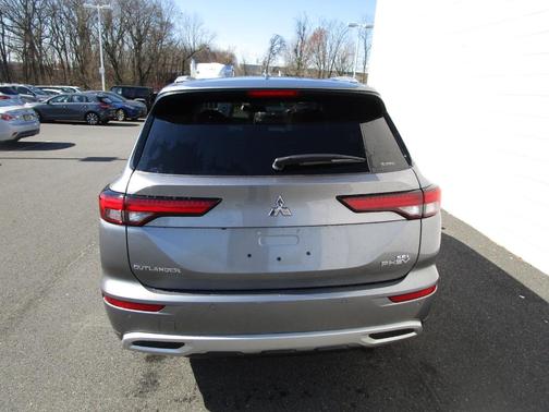 2023 Mitsubishi Outlander PHEV SEL