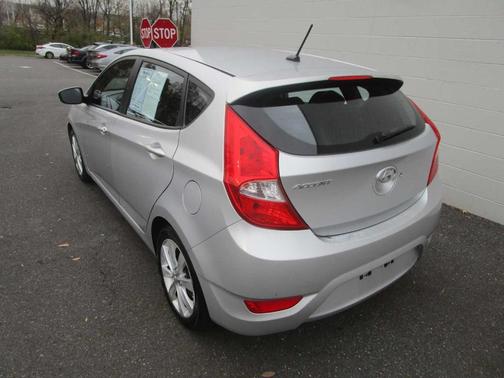 2013 Hyundai Accent SE