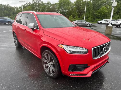 2019 Volvo XC90 T6 R-Design