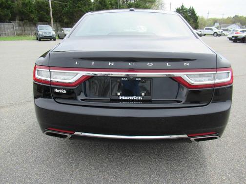 2017 Lincoln Continental Reserve