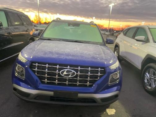 2023 Hyundai VENUE Limited