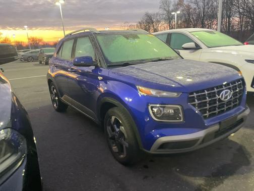 2023 Hyundai VENUE Limited