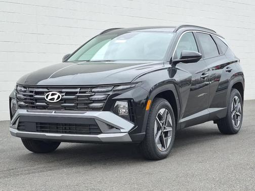 Phantom Black 2026 Hyundai TUCSON SEL