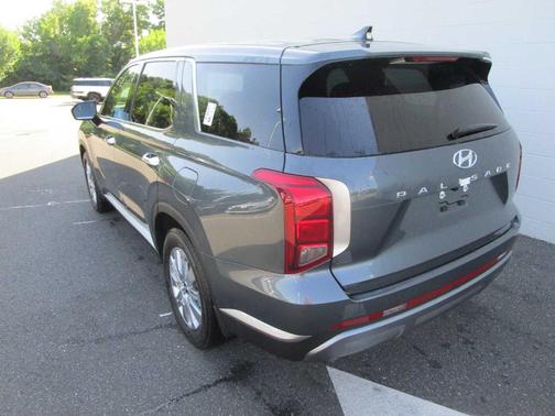 2025 Hyundai PALISADE SE