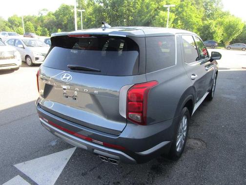2025 Hyundai PALISADE SE