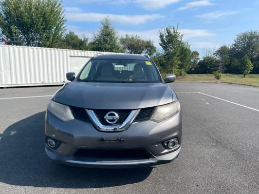 2016 Nissan Rogue SV