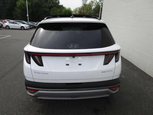 2025 Hyundai TUCSON Hybrid Limited