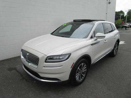 2021 Lincoln Nautilus Reserve