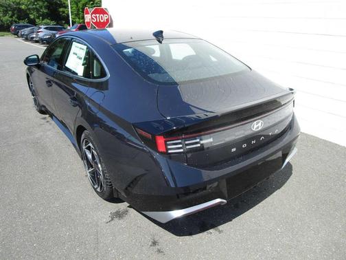 Carbon Blue 2026 Hyundai SONATA SEL Sport