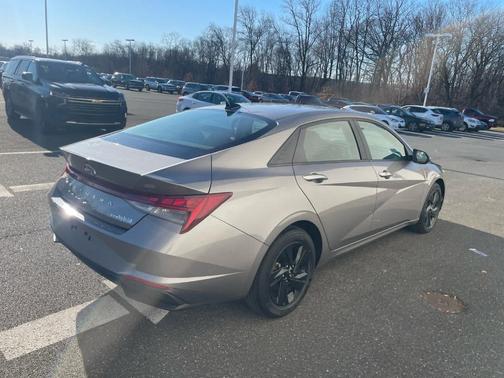 2023 Hyundai ELANTRA HEV Blue
