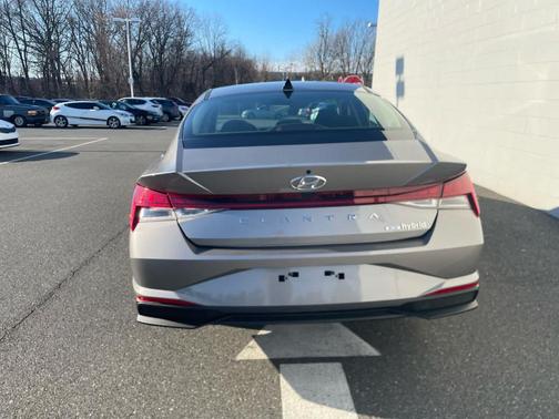 2023 Hyundai ELANTRA HEV Blue