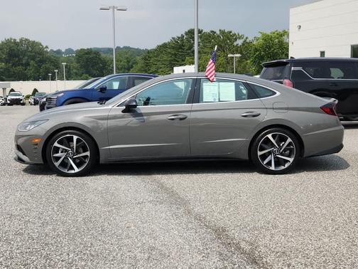 2022 Hyundai SONATA SEL Plus
