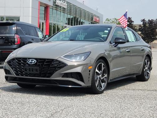 2022 Hyundai SONATA SEL Plus