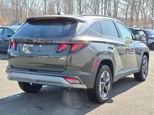 Green 2026 Hyundai TUCSON SEL