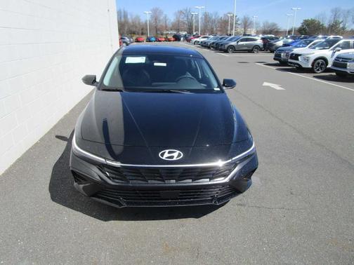 2025 Hyundai ELANTRA HEV Limited