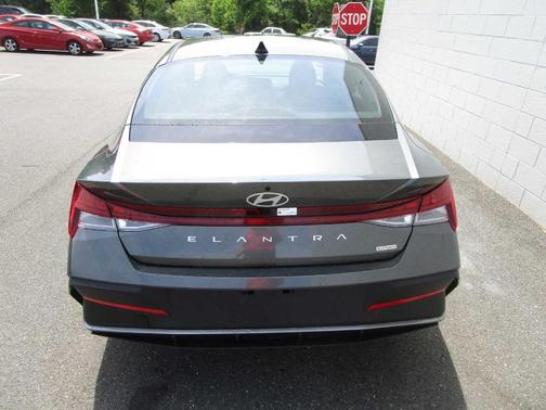 2025 Hyundai ELANTRA HEV Blue