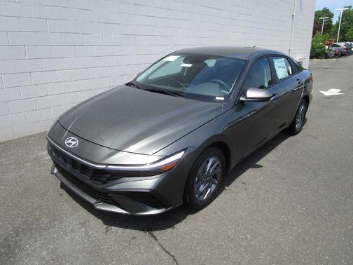 2025 Hyundai ELANTRA HEV Blue