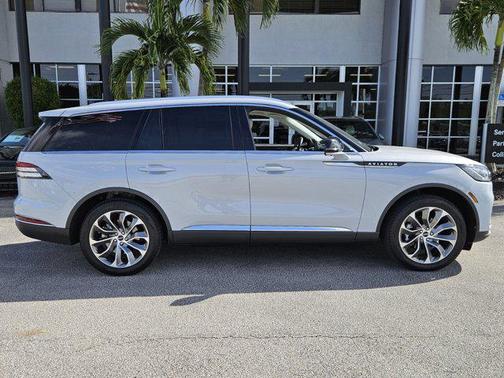 2025 Lincoln Aviator Reserve AWD