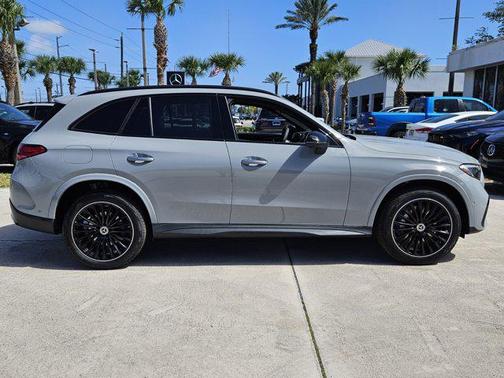 2025 Mercedes-Benz GLC 300 Base