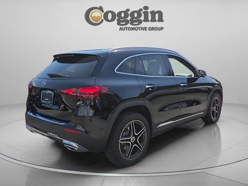 Night Black 2026 Mercedes-Benz GLA 250 Base
