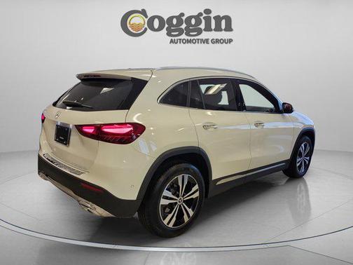 2026 Mercedes-Benz GLA 250 Base