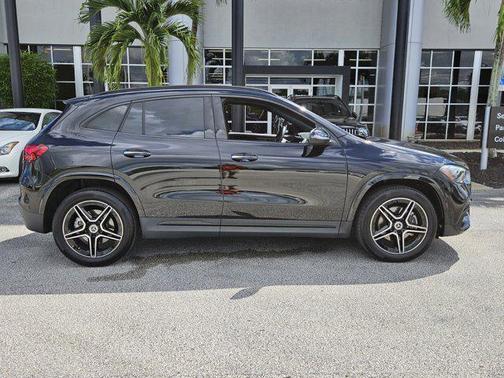 2025 Mercedes-Benz GLA 250 Base
