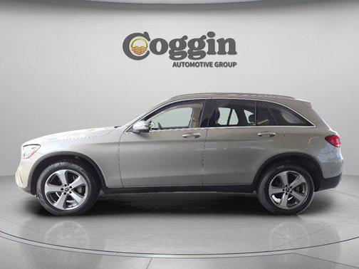 Mojave Silver Metallic 2022 Mercedes-Benz GLC 300 Base