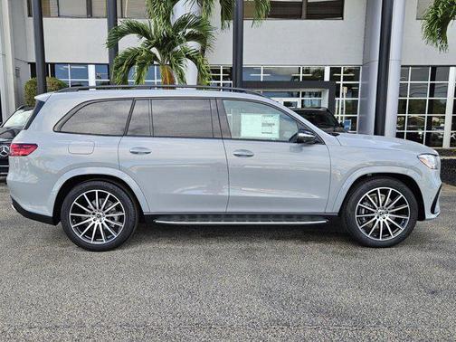 2026 Mercedes-Benz GLS 580 4MATIC