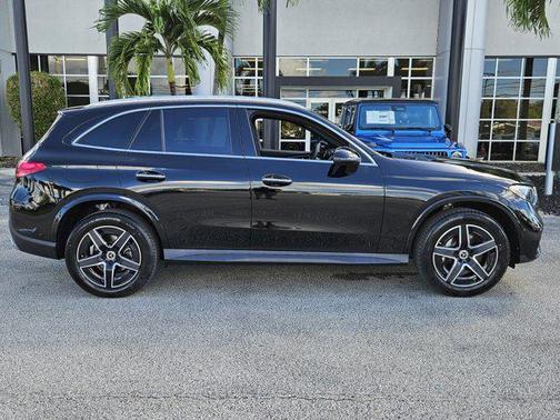 2026 Mercedes-Benz GLC 300 Base